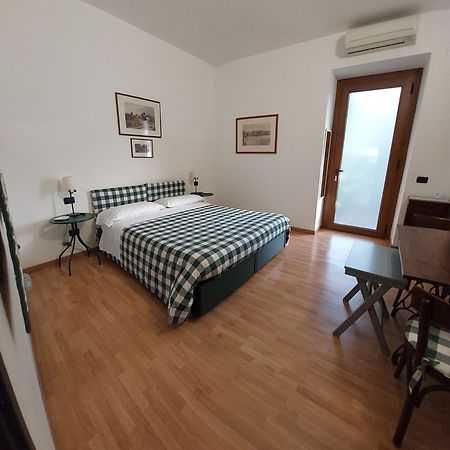 B&B il Cortile Malpensa Casorate Sempione Exterior foto
