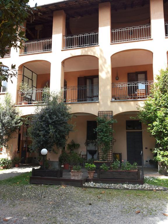 B&B il Cortile Malpensa Casorate Sempione Exterior foto