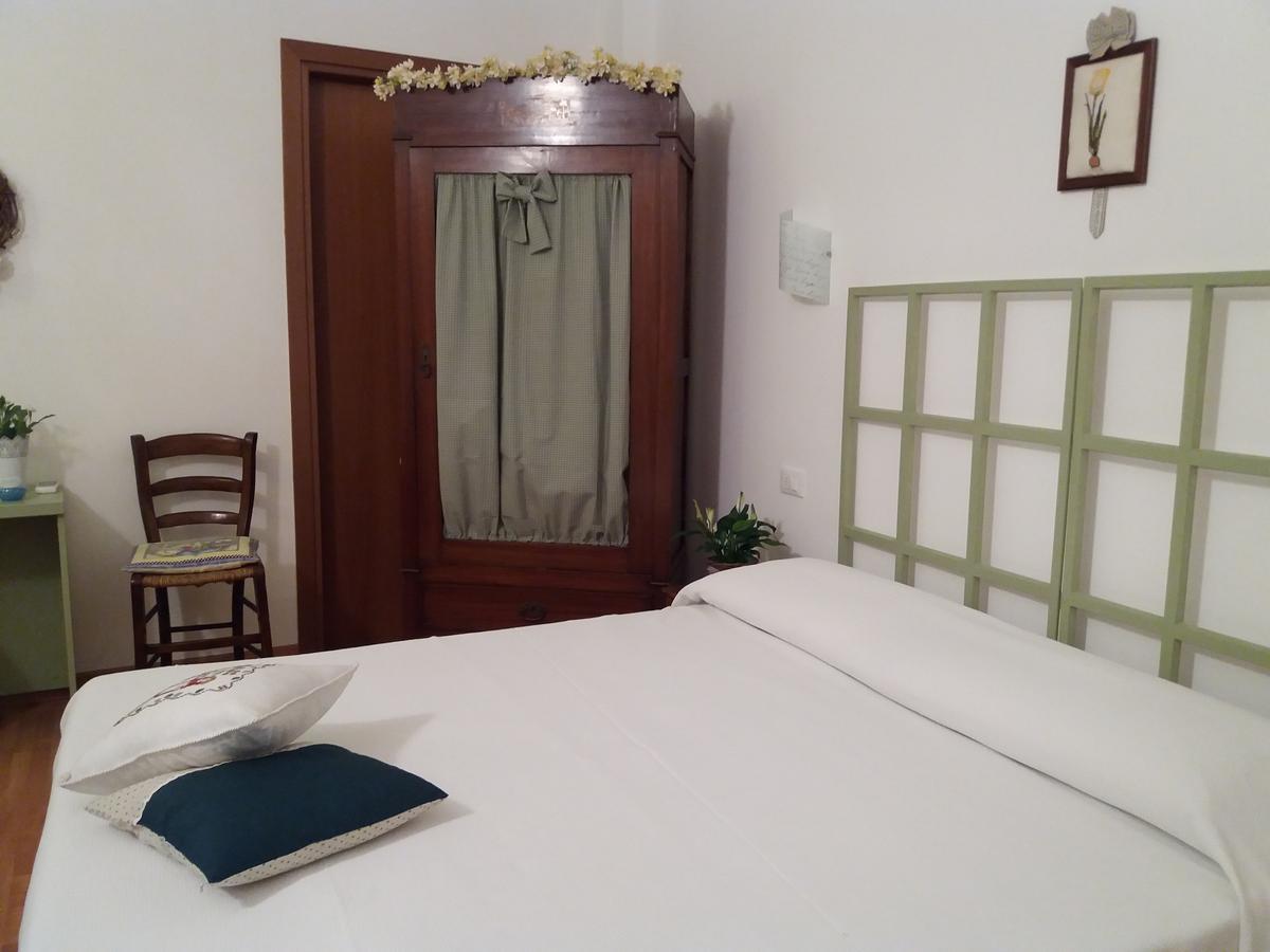 B&B il Cortile Malpensa Casorate Sempione Exterior foto